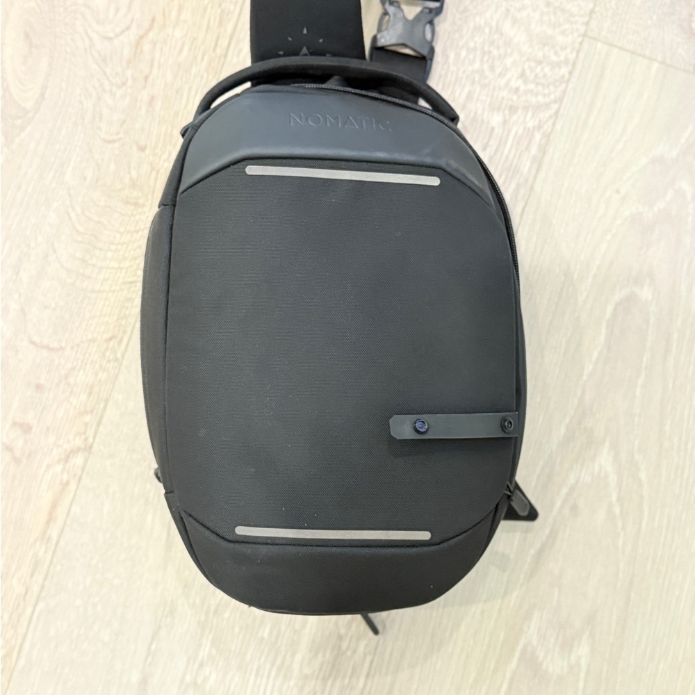 Nomatic Black Men's Backpack
